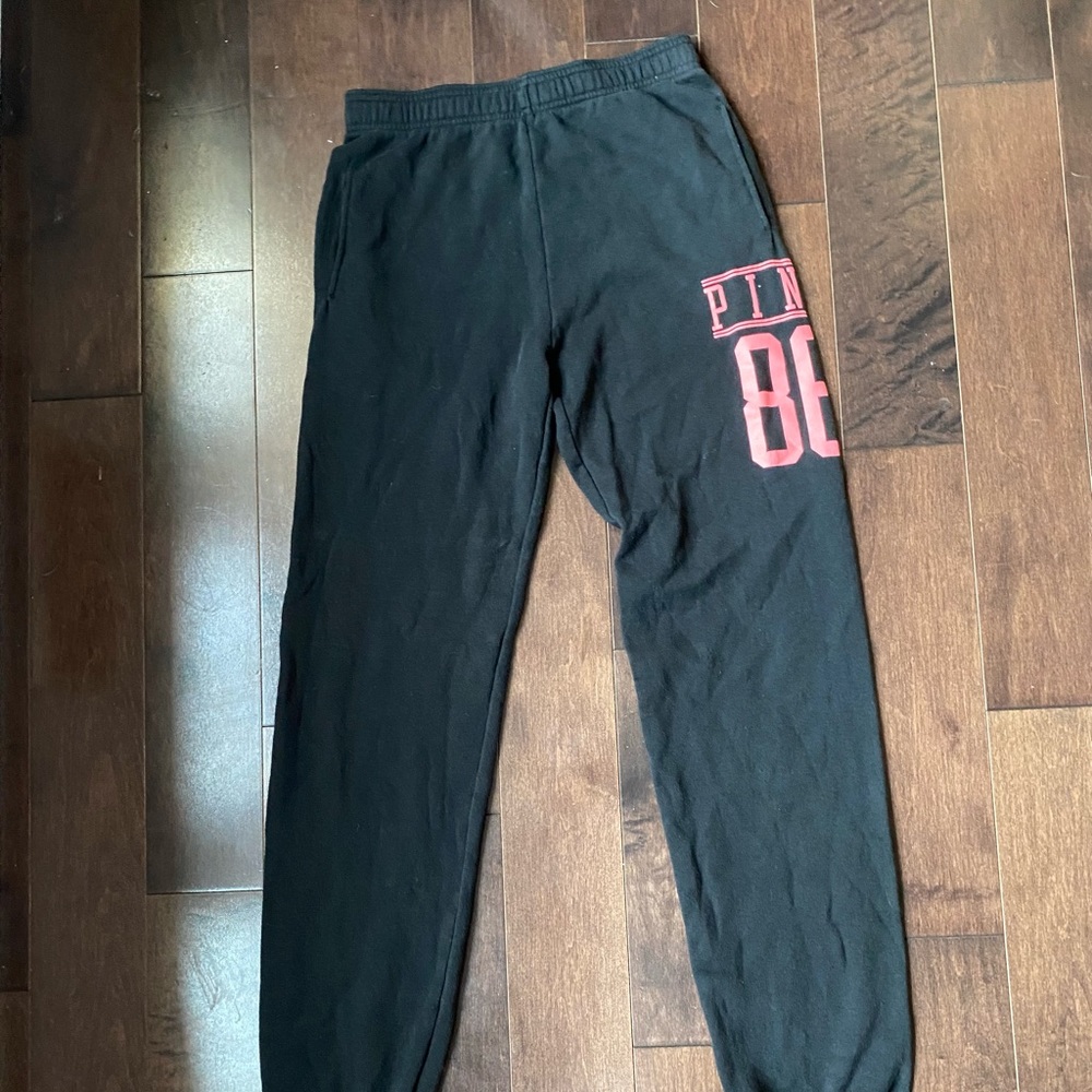 PINK VS black sweatpants